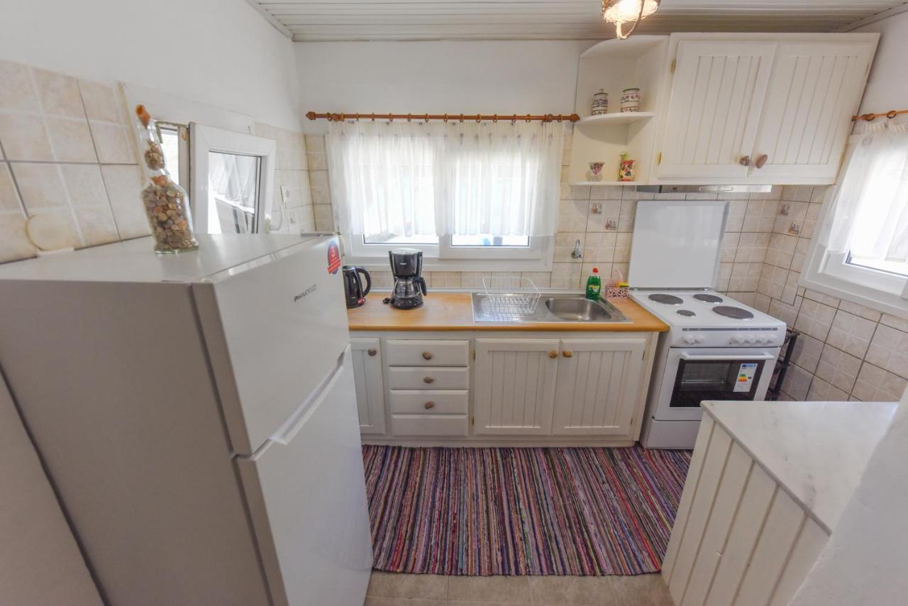Merabello Beach House Poseidonion Bagian luar foto